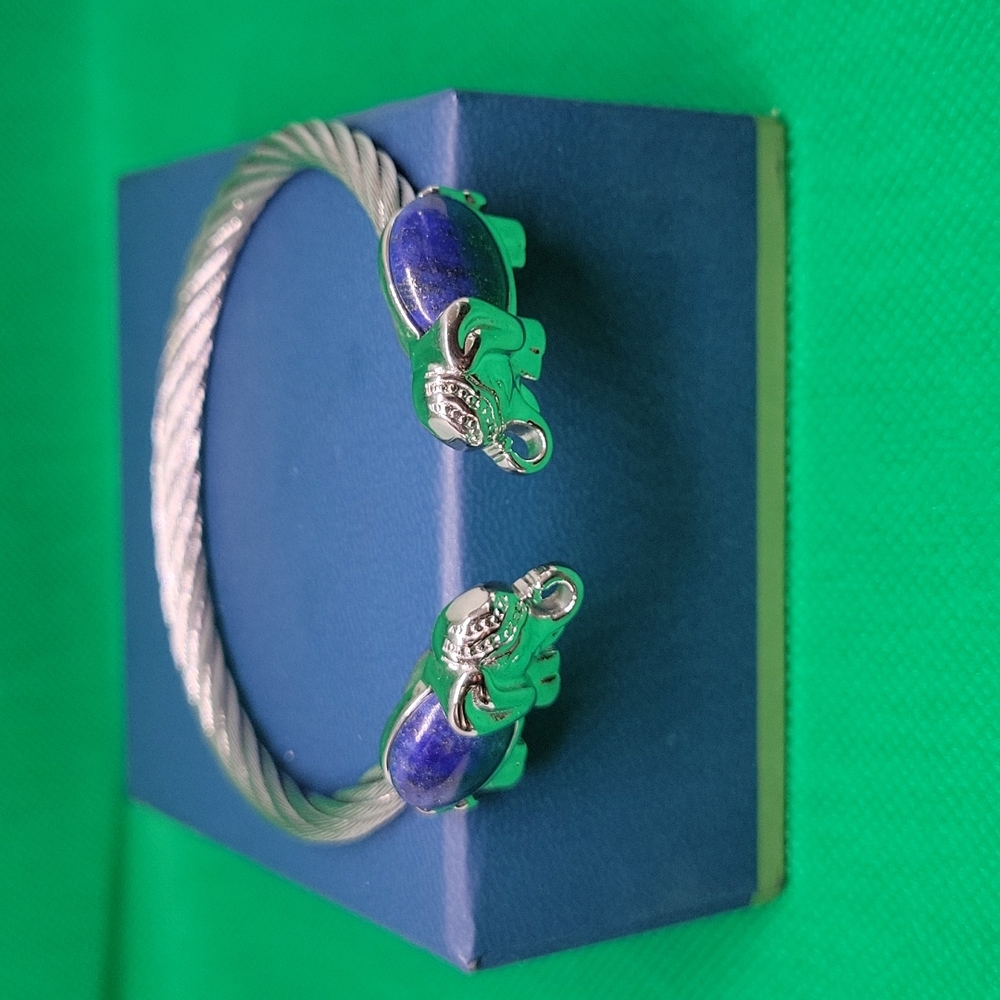 NWT Stainless Steel Lapis Stone Elephant 🐘 🧘‍♀️ Bracelet